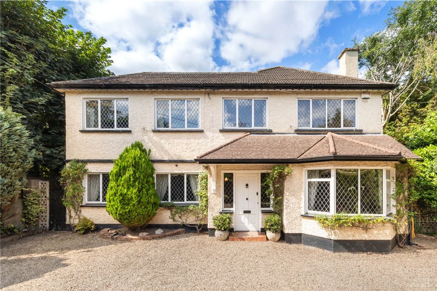 Woodleigh, Leopardstown Road, Foxrock, Dublin 18, D18F3F4 — photo 1