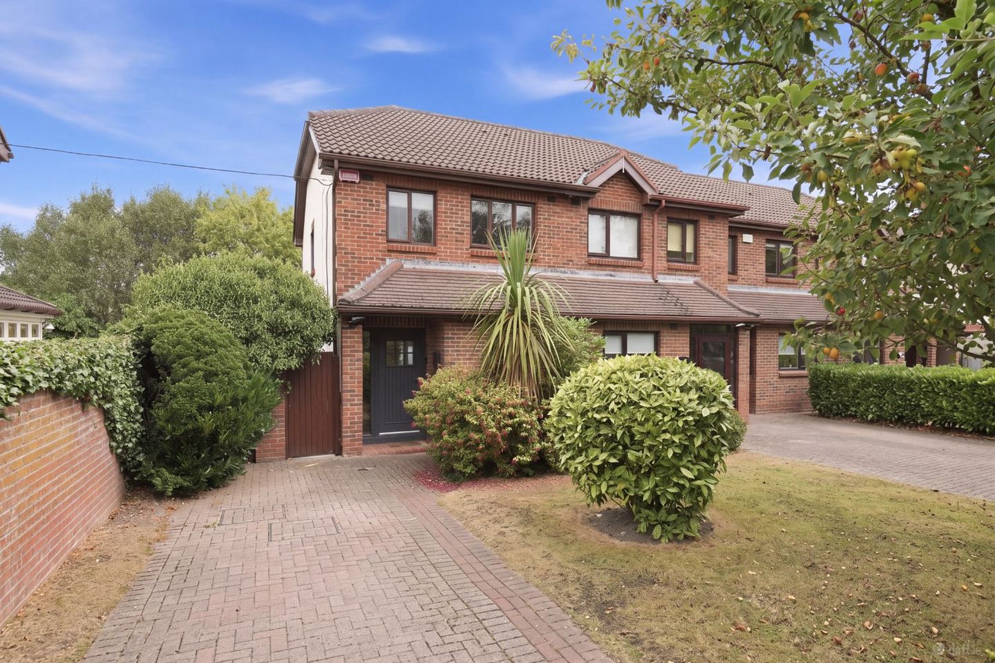 85 Merrion Park, Blackrock, Booterstown, Co. Dublin — photo 1