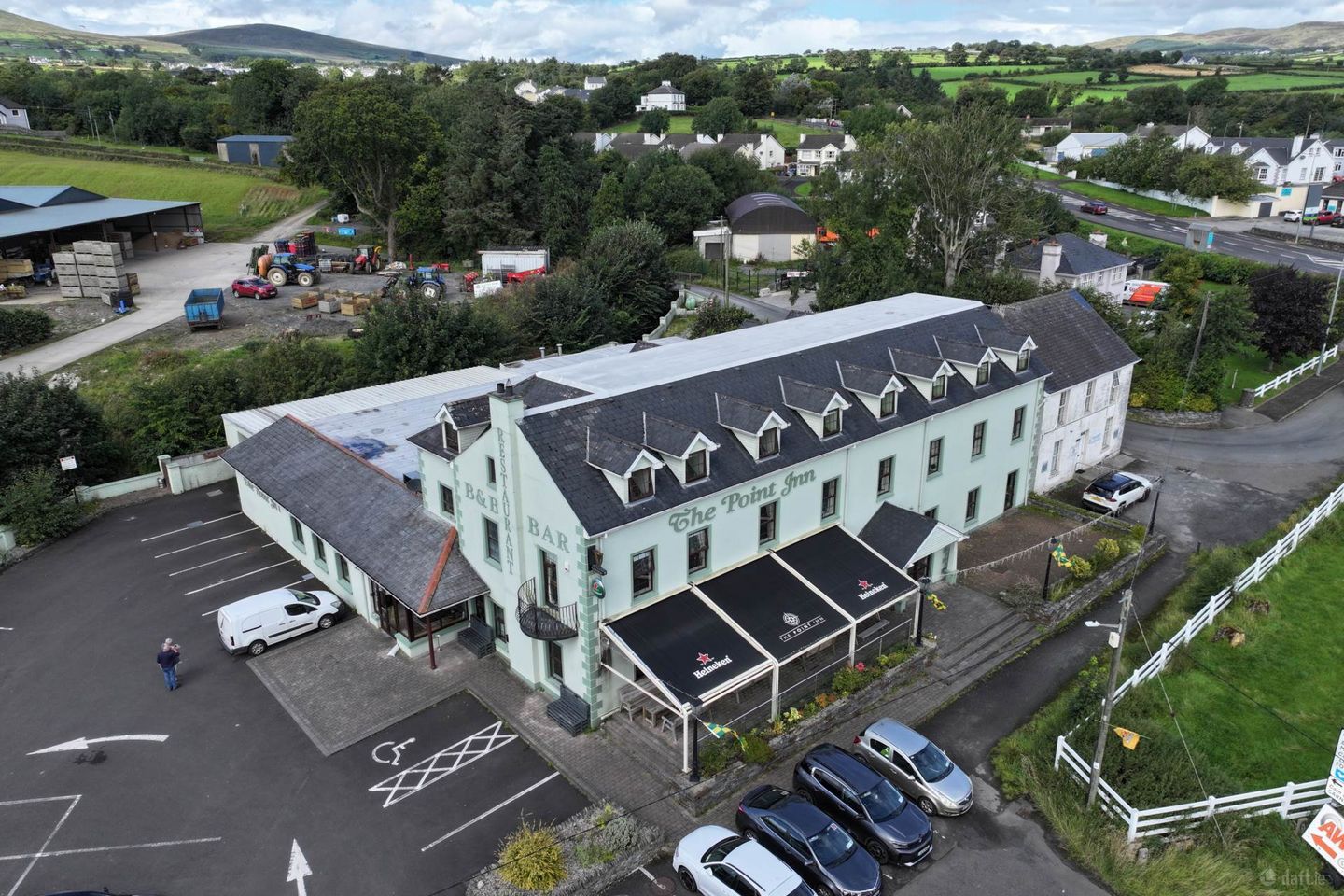 The Point Inn, Quigley`s Point, Co. Donegal, F93DK84 — photo 1