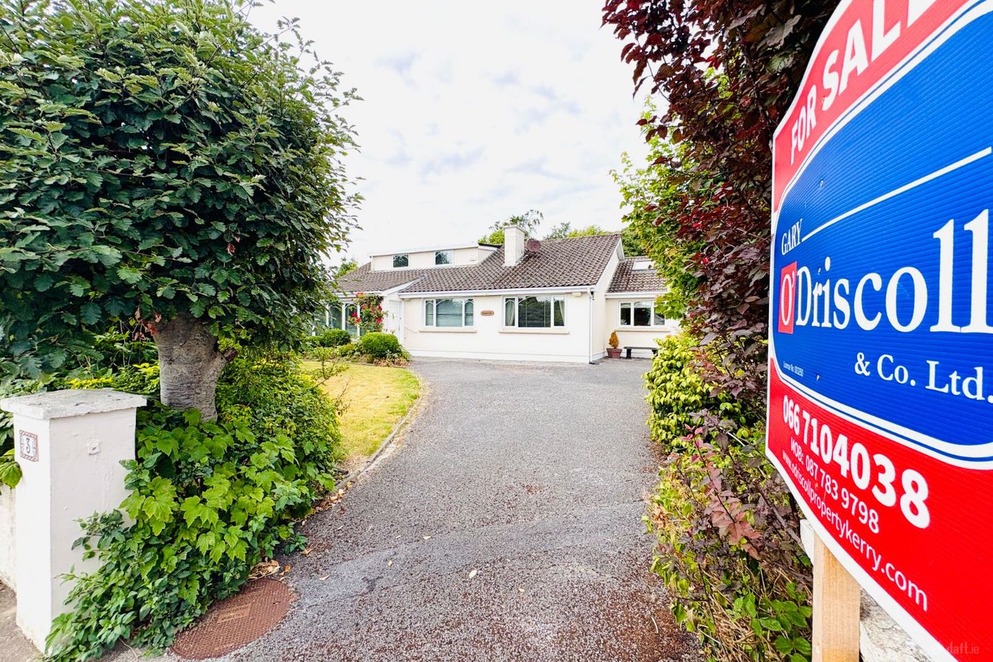 Manorville, 3 Castle Demesne, Tralee, Co. Kerry, V92WPK4 — photo 1