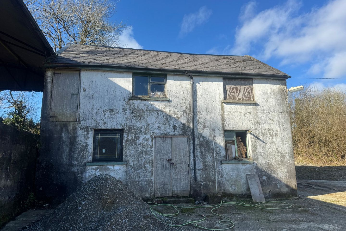 Derelict Dwelling & Out-Buildings, On 7.76 Acres At, Rahanane, Kilcummin, Killarney, Co Kerry. — photo 1