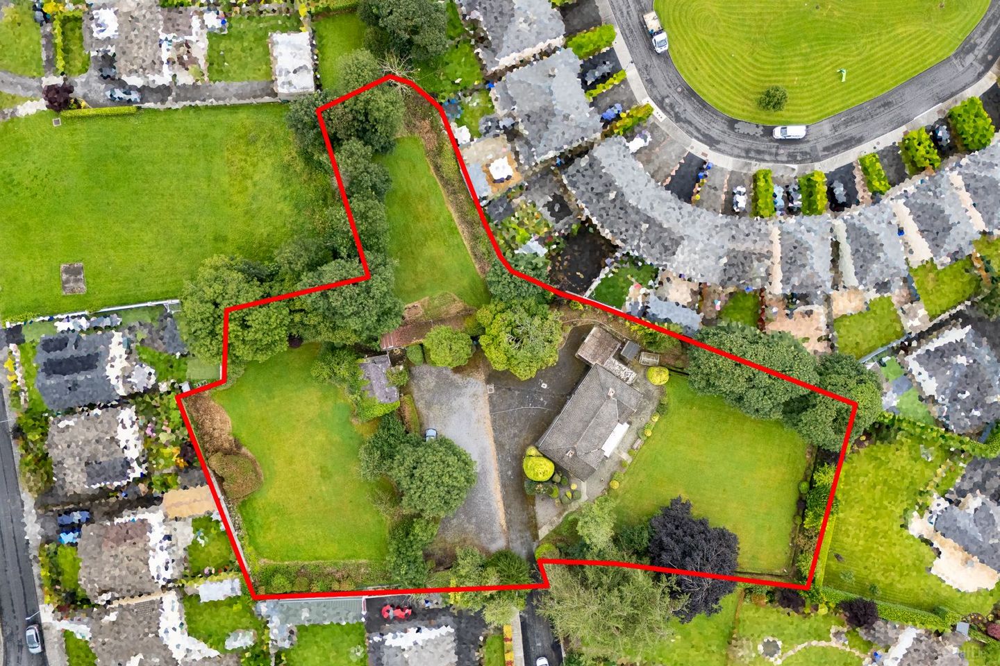 Kilgarve Gardens, Ballinasloe, Co. Galway, H53D956 — photo 1