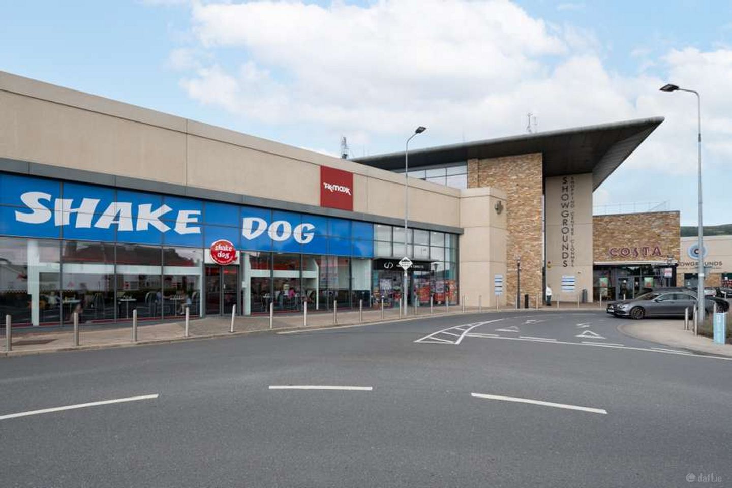 Showgrounds Shopping Centre, Clonmel, Co. Tipperary — photo 1