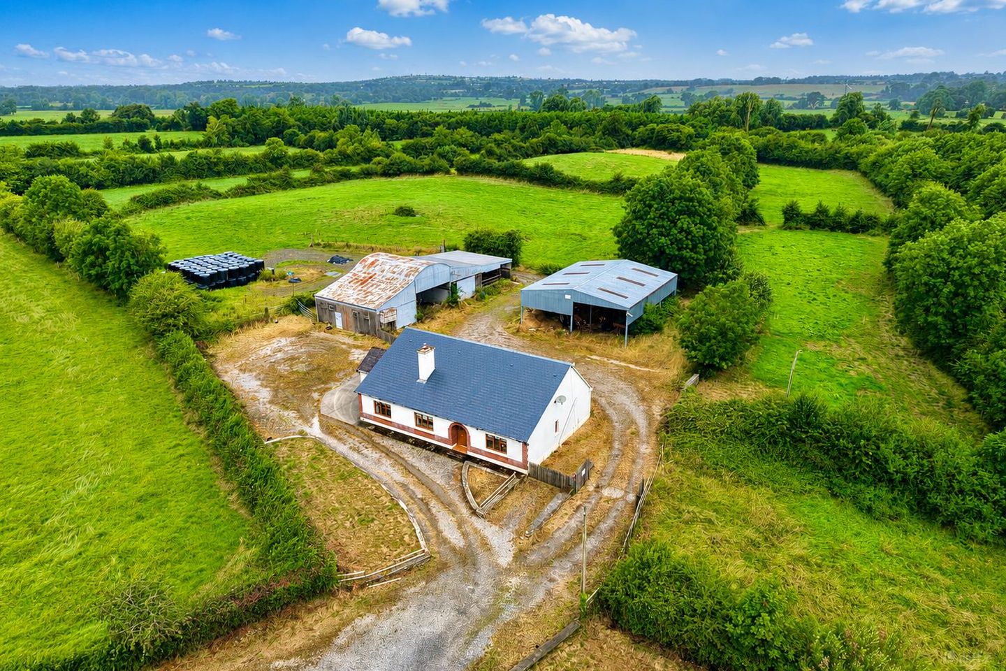 Tinamuck West, Moate, Clara, Co. Offaly, N37HY84 — photo 1