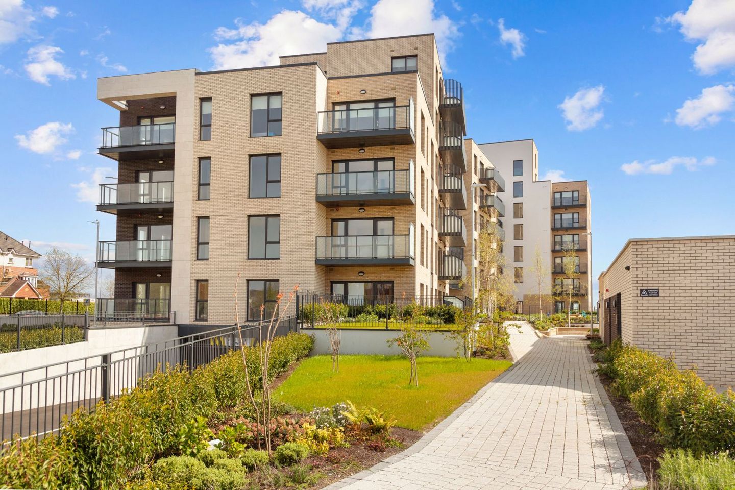 Fosterstown Place , Fostertown Place, Swords, Co. Dublin — photo 1
