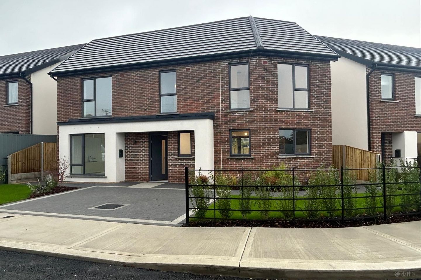 123 Chapel Park, Kinnegad, Co. Westmeath — photo 1