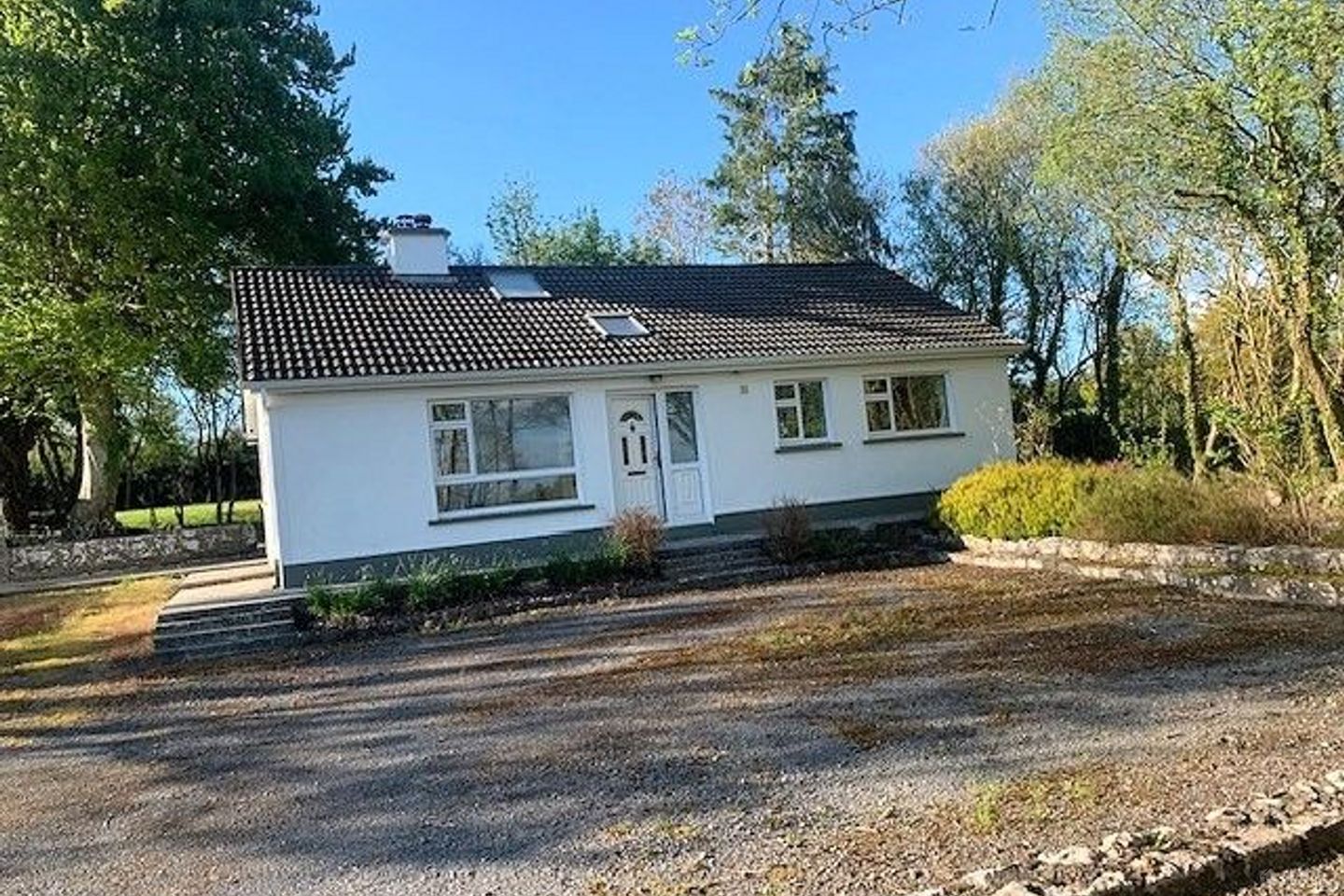 Chestnut Lodge, Annaghdown, Co. Galway, H91R504 — photo 1