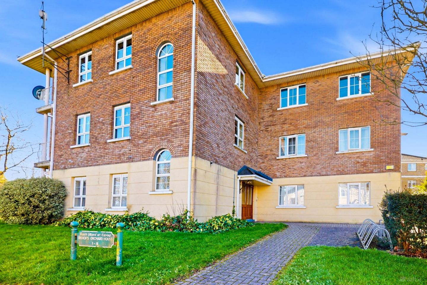 Apartment 3, Bishops Orchard House, Boulevard, Tyrrelstown, Dublin 15, D15AR26 — photo 1