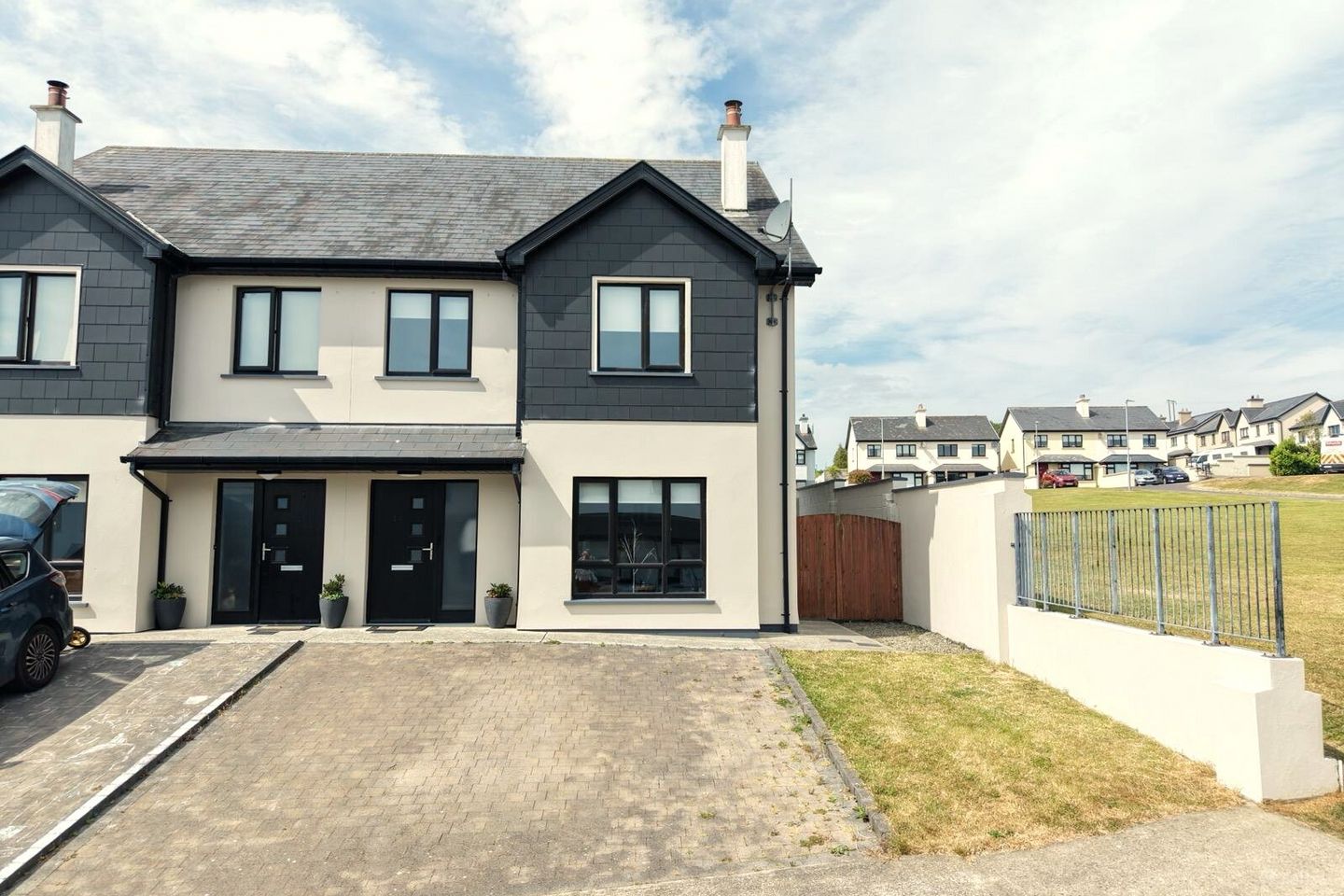 14 Inis Alainn, Curraclough, Bandon, Co Cork — photo 1