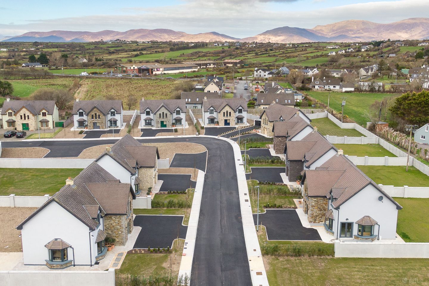 Bruach Na Cluana, Bruach Na Cluana, Killorglin, Co. Kerry — photo 1