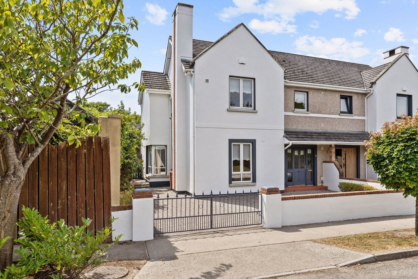 9 Laurel Grove, Tagoat, Co. Wexford, Y35C652 — photo 1