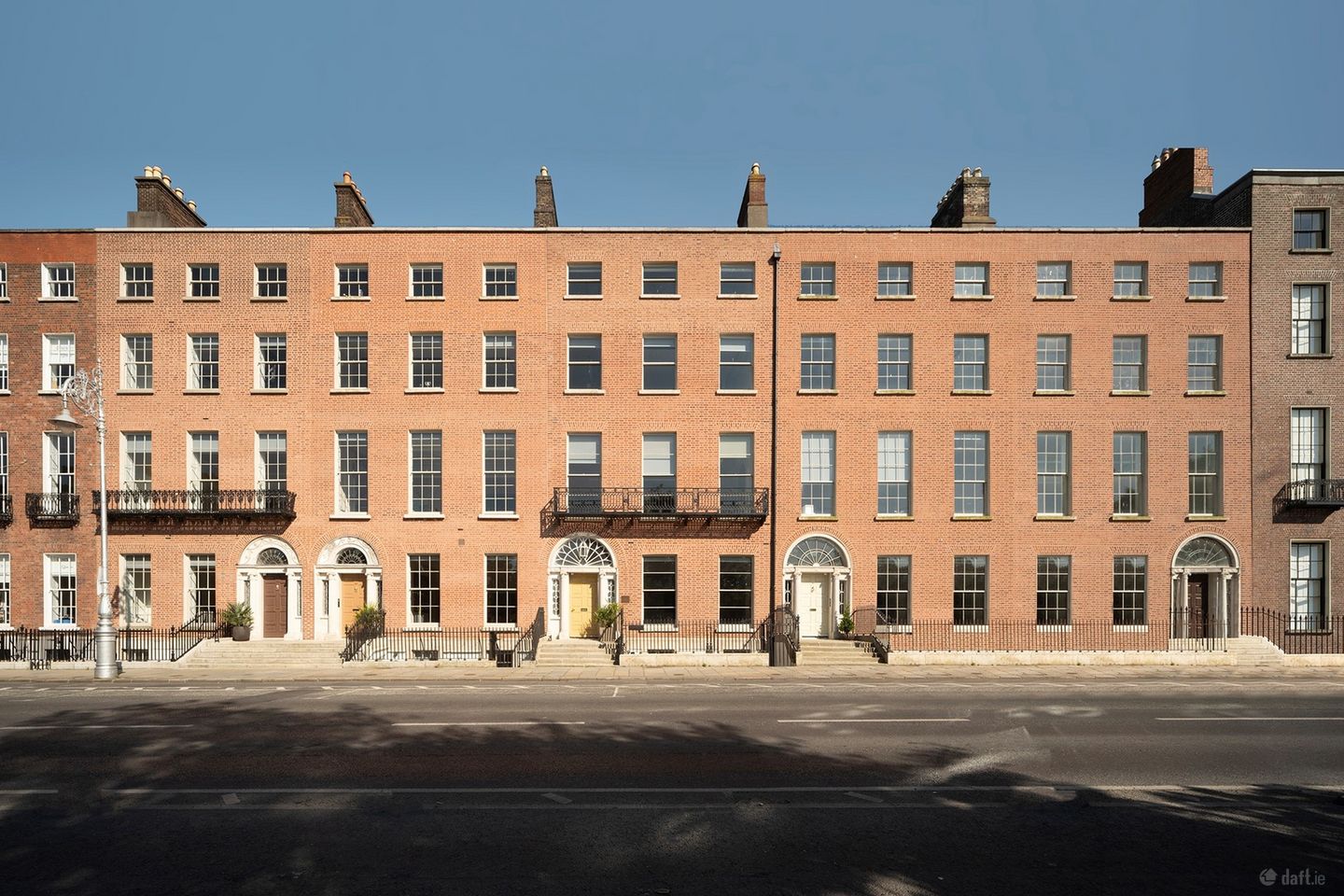 Ella House - 43 Merrion Square East, Dublin City Centre, Co. Dublin — photo 1