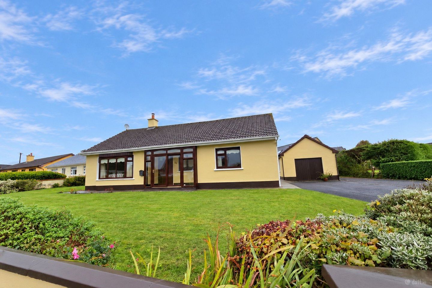 24 Dooneen Park, Kilrush, Co. Clare, V15D273 — photo 1