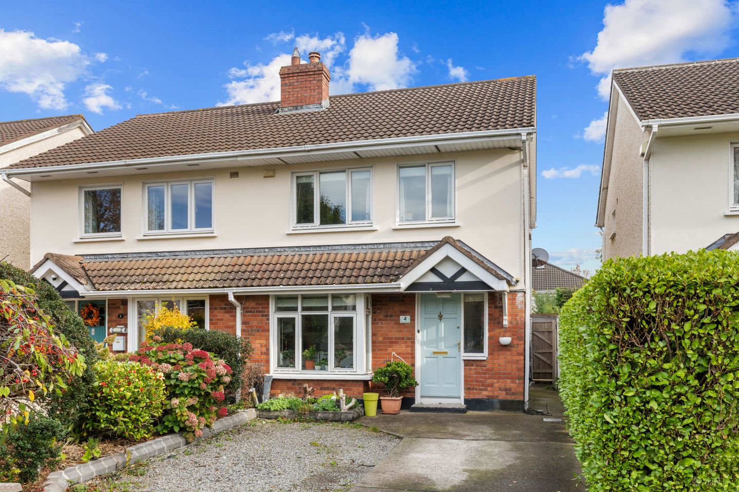 4 Glencairn Grove, The Gallops, Leopardstown, Dublin 18, D18C5T3 — photo 1