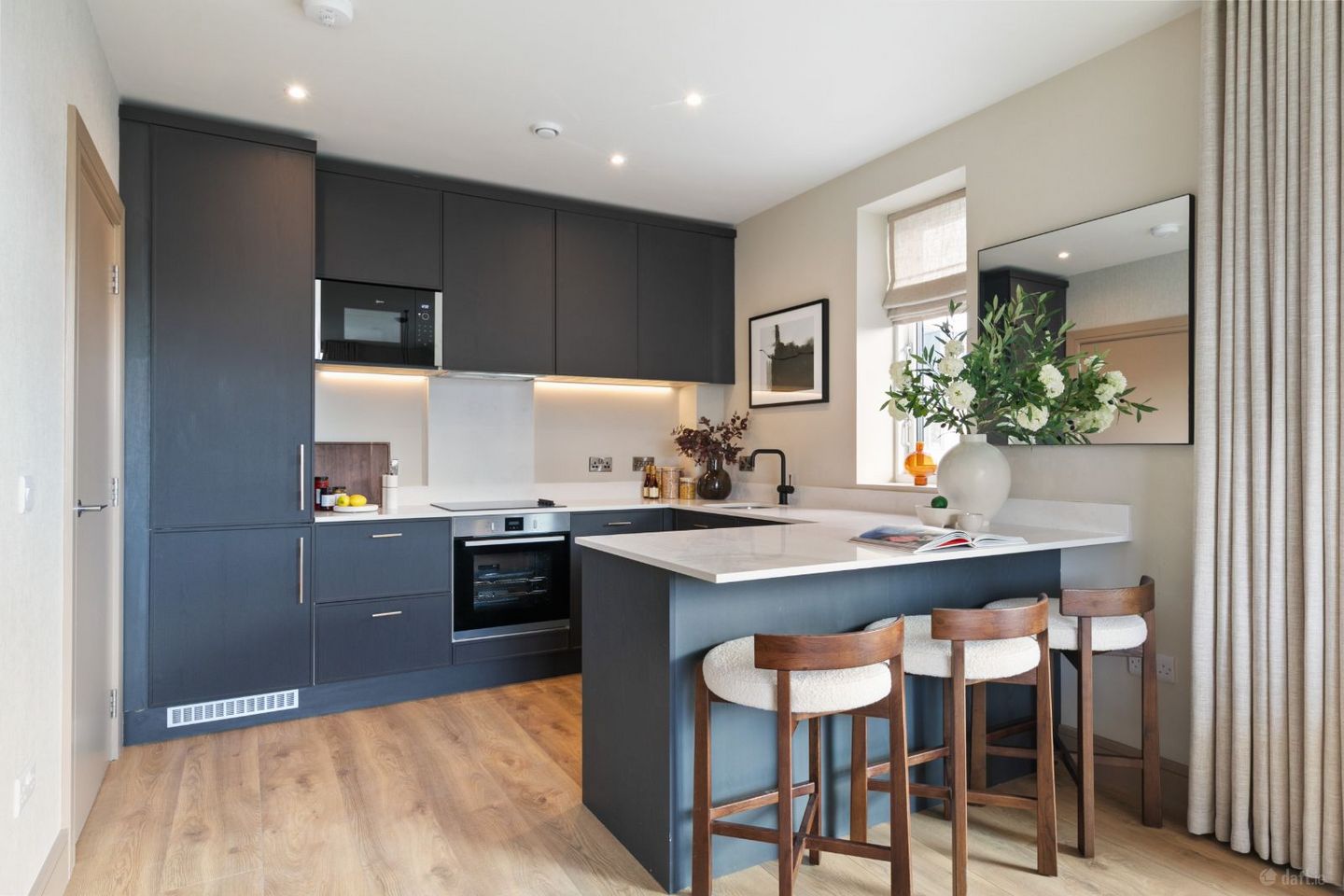2 Bed Apartment , Ard Valley, Cabinteely, Co. Dublin — photo 1