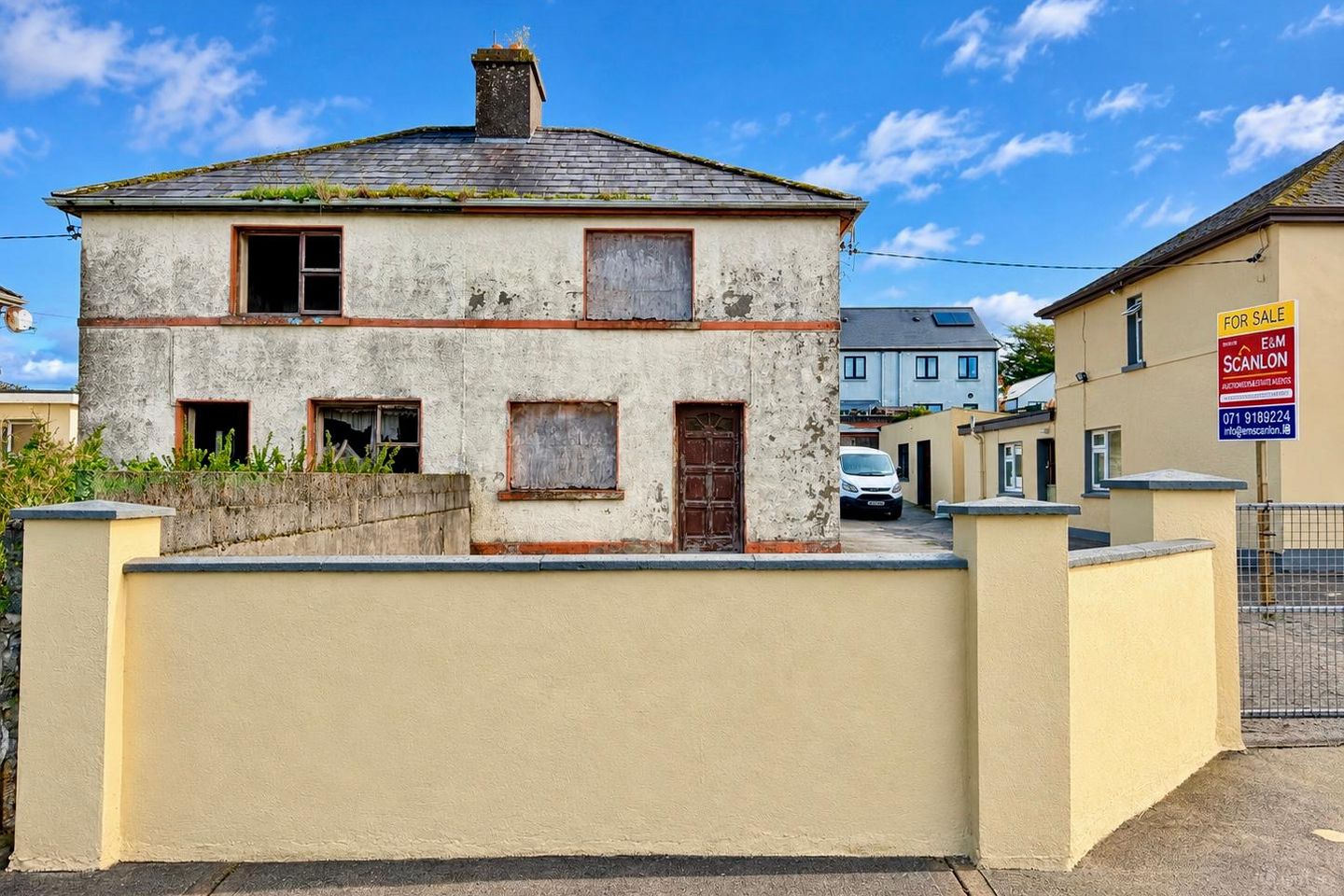 17 Connolly Park, Tubbercurry, Co. Sligo — photo 1