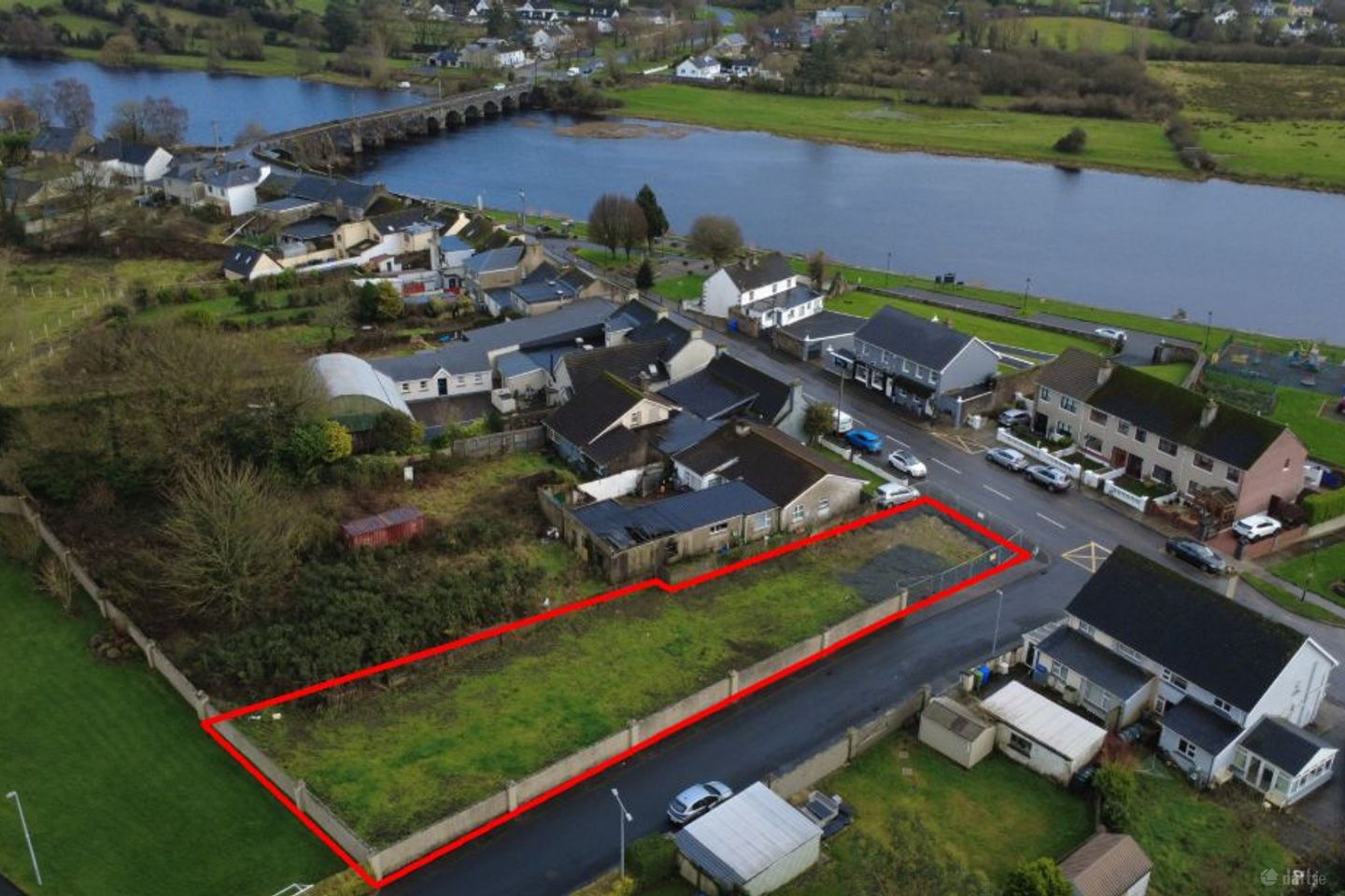 Main Street, O Briensbridge, Clare, V94 KHF9, O'Briensbridge, Co. Clare — photo 1