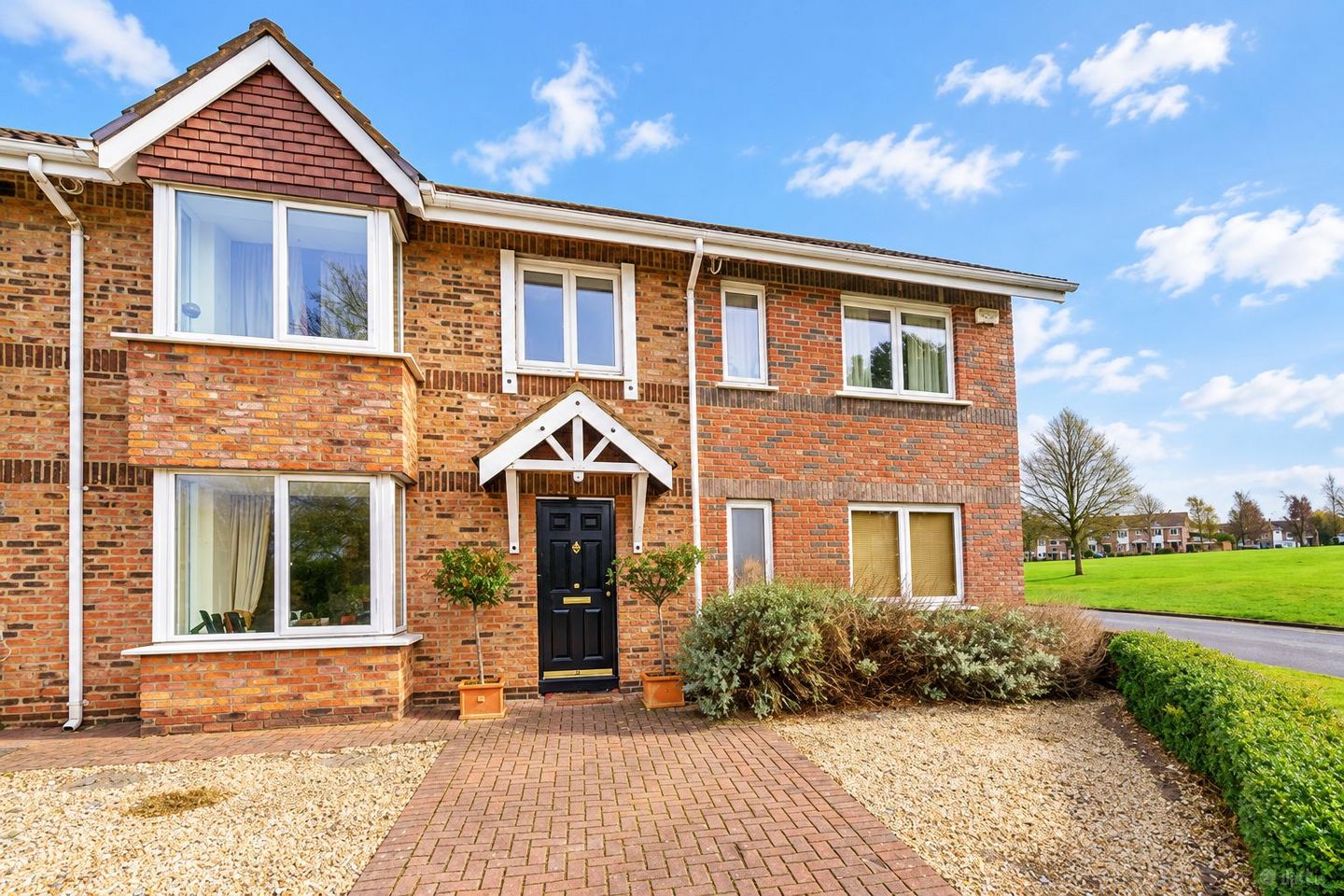 29 Orpen Green, Blackrock, Stillorgan, Co. Dublin — photo 1
