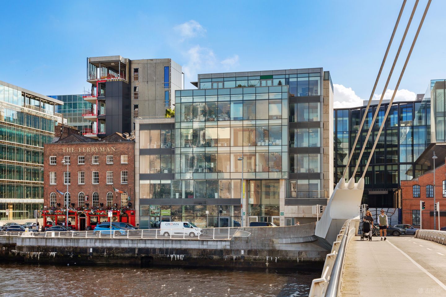 33-34 Sir John Rogerson's Quay, Grand Canal Dock, Dublin 2 — photo 1