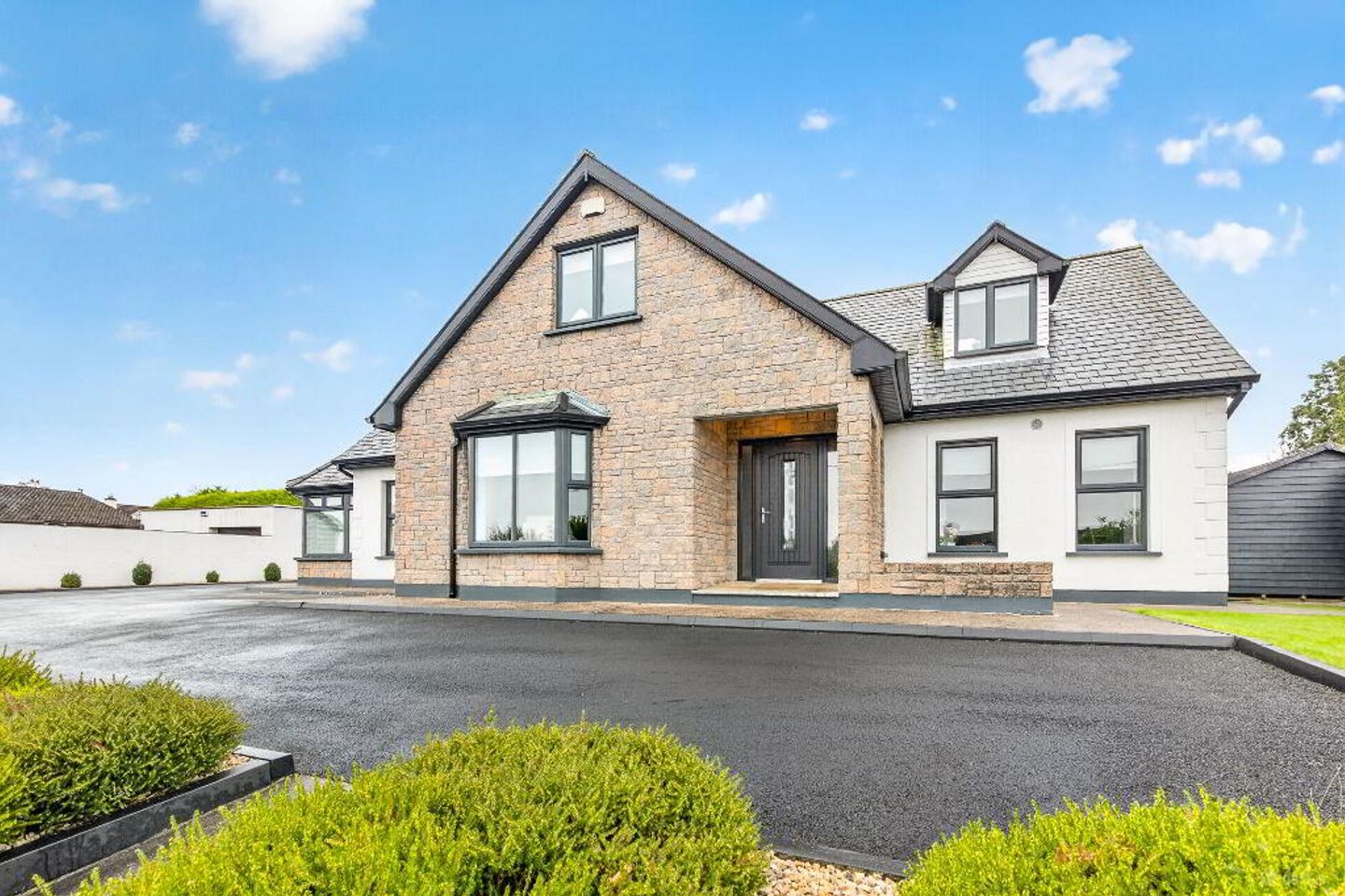 Charlestown Road, Tubbercurry, Co. Sligo, F91EH95 — photo 1
