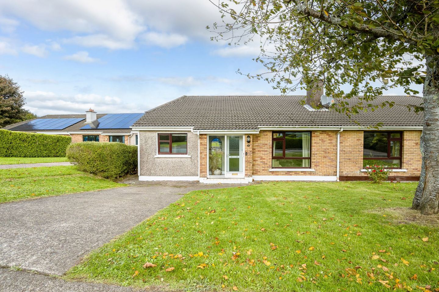 14 Manor Grove, Thornbury View, Rochestown, Co. Cork, T12T20X — photo 1