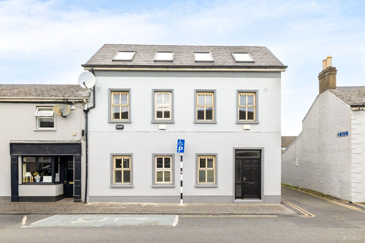 Apartment 2, Gleeson House, Eyre Street, Newbridge, Co. Kildare, W12PX88 — photo 1