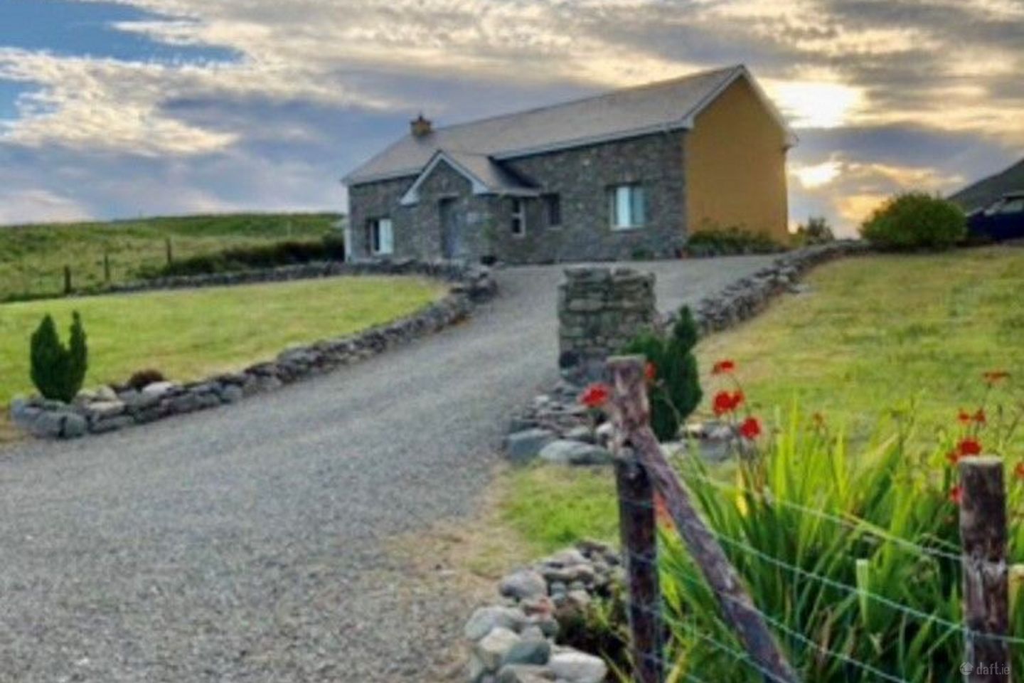 Carhoomeengar East, Kenmare, Kenmare, Co. Kerry, V93KV65 — photo 1