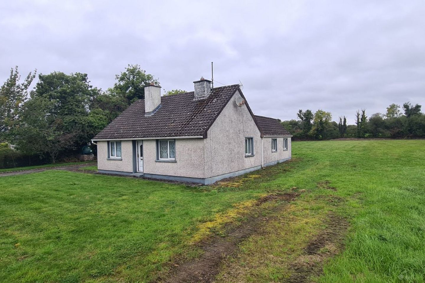 Cloonmore, Tarmonbarry, Co. Roscommon, N39D932 — photo 1