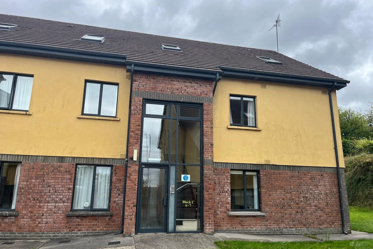 APARTMENT 7C, BLOCK C, Wellmount Student Village, Dublin Road, Athlone, N37 AD96 — photo 1