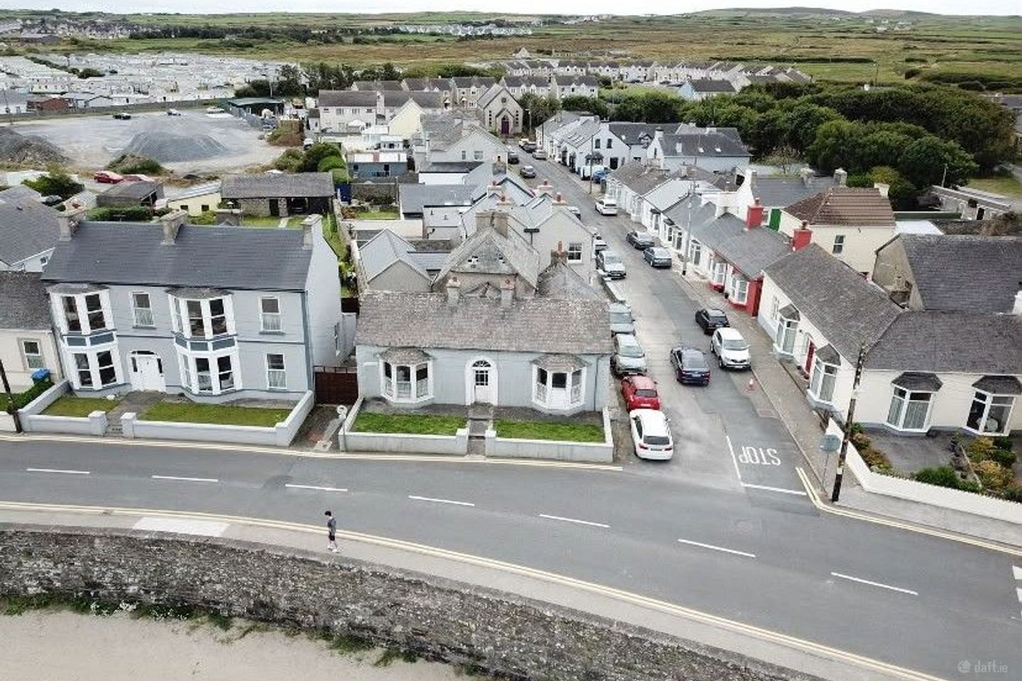 11 Marine Parade, Kilkee, Co. Clare, V15AE19 — photo 1