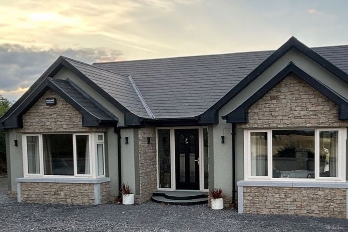The Bungalow, Tirernan, Ballickmoyler, Carlow, Arless, Co. Laois, R93F7D2 — photo 1