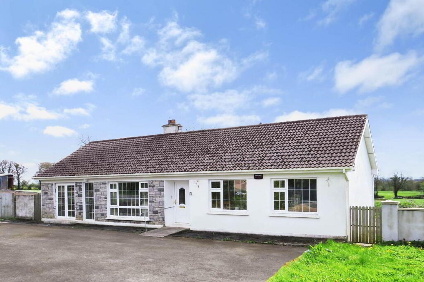 Castletown Village, Kilmallock, Co. Limerick, V35E240 — photo 1