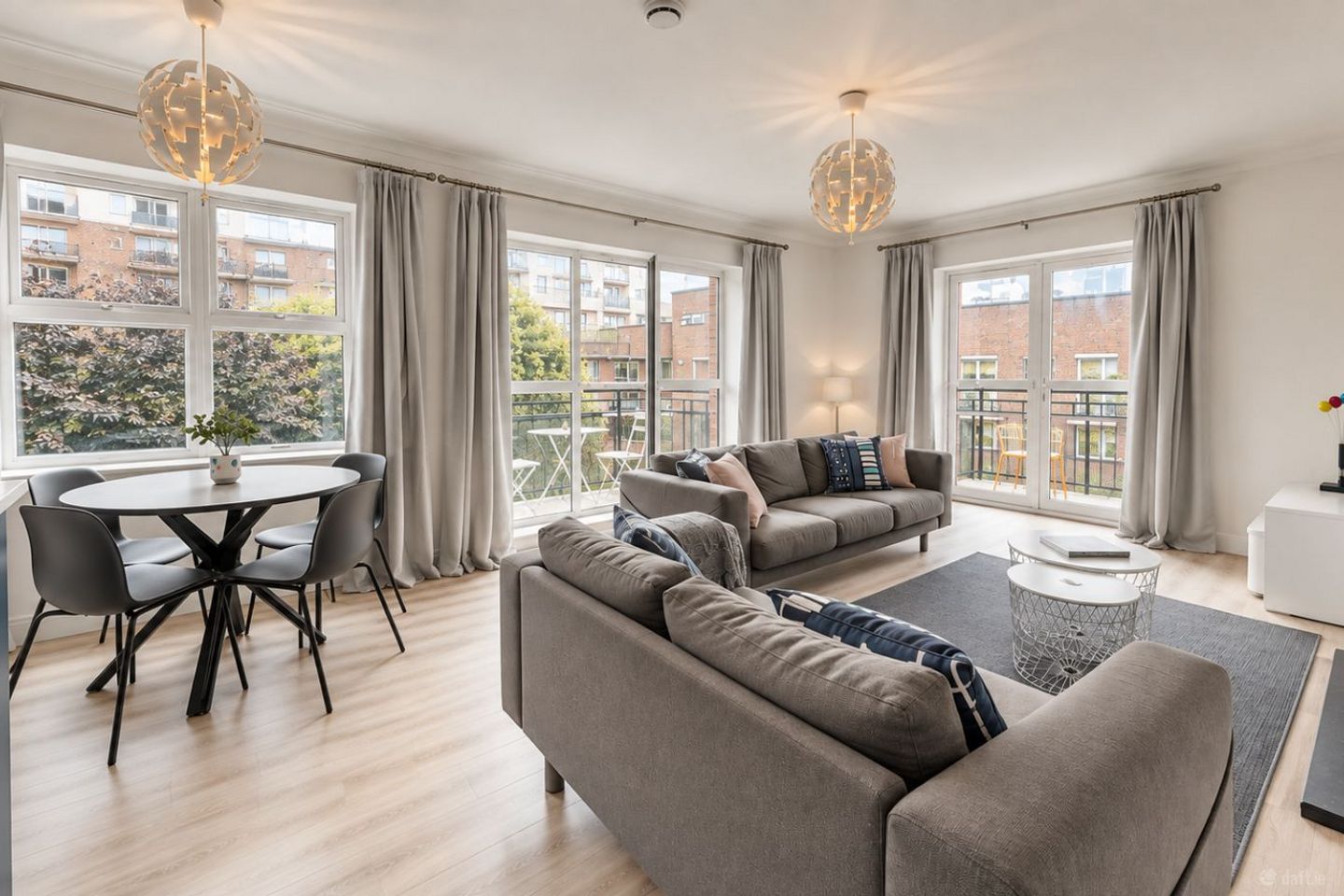 26 Windmill Lane Apartments, Grand Canal Dock, Dublin 2, D02PK13 — photo 1