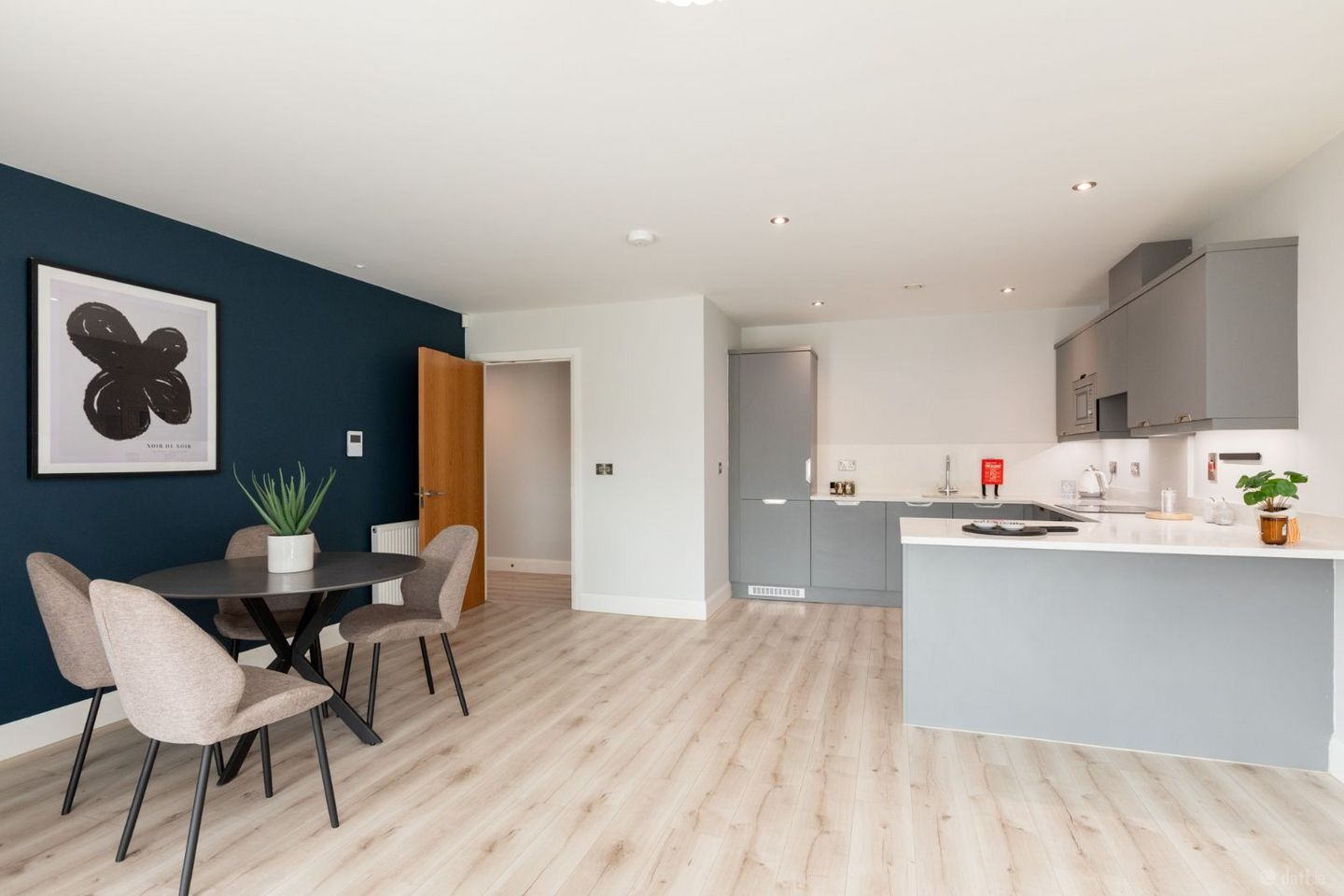 3 Bedroom Apartment, Blackwood Square, Northwood Avenue, Santry Demesne, Dublin 9, Dublin 9 — photo 1