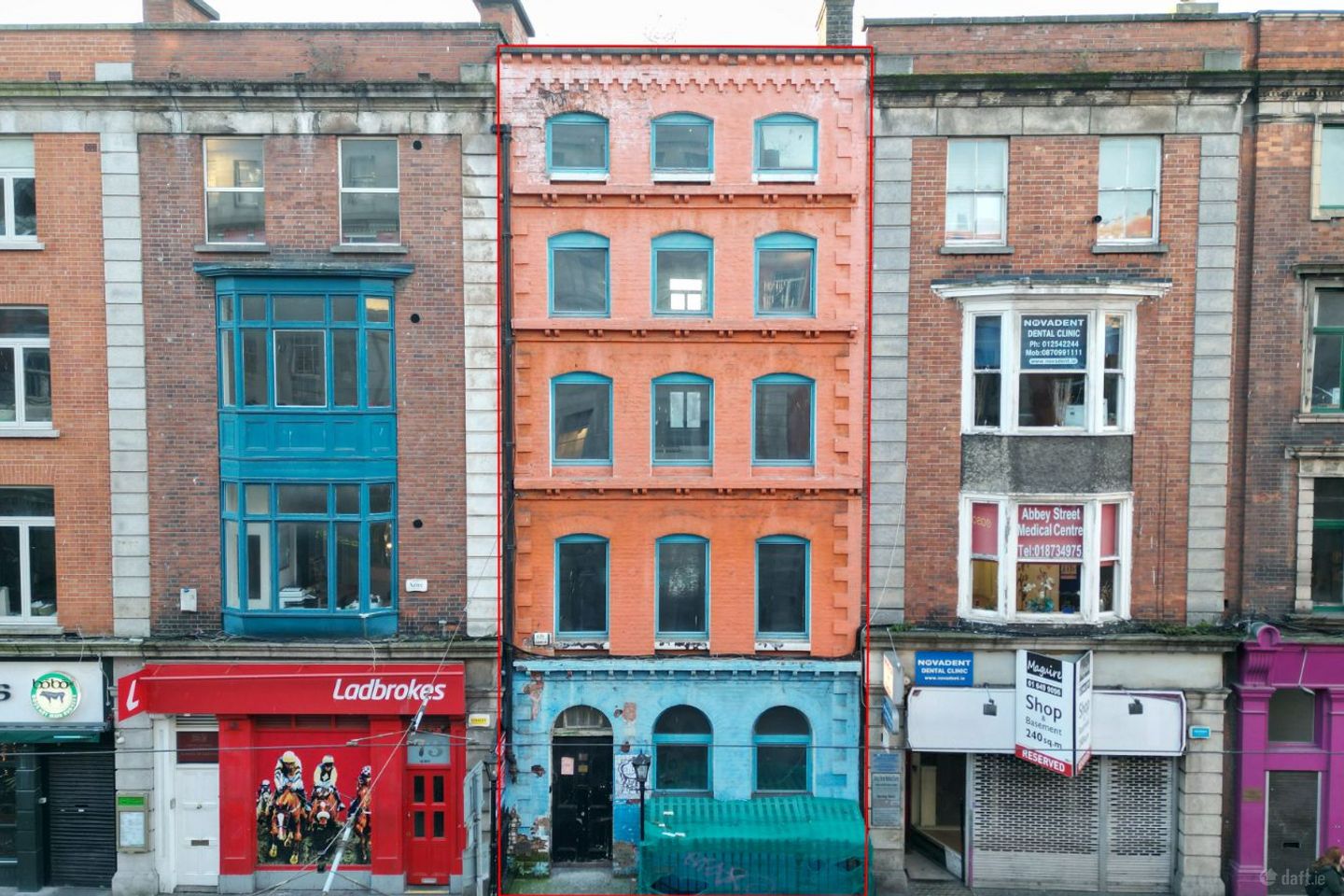 Entire building, Independent Basement Rear Access, Beside O'Connell St, 72 Abbey Street Middle, Dublin 1, D01RK65 — photo 1