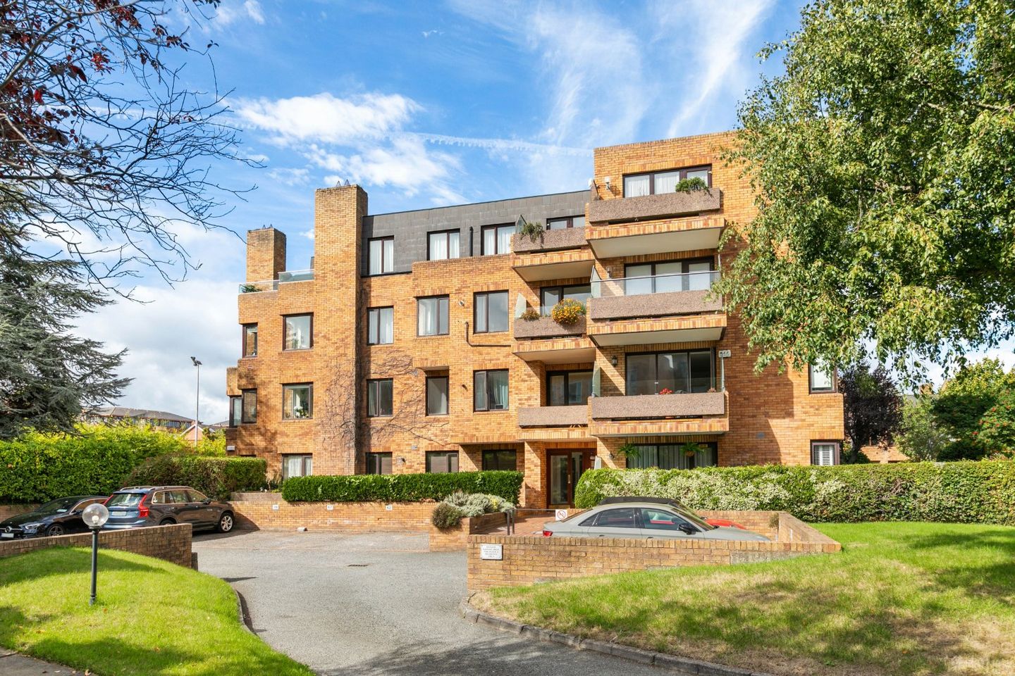 51 Merrion Village, Merrion Road, Ballsbridge, Dublin 4, D04 TK65 — photo 1
