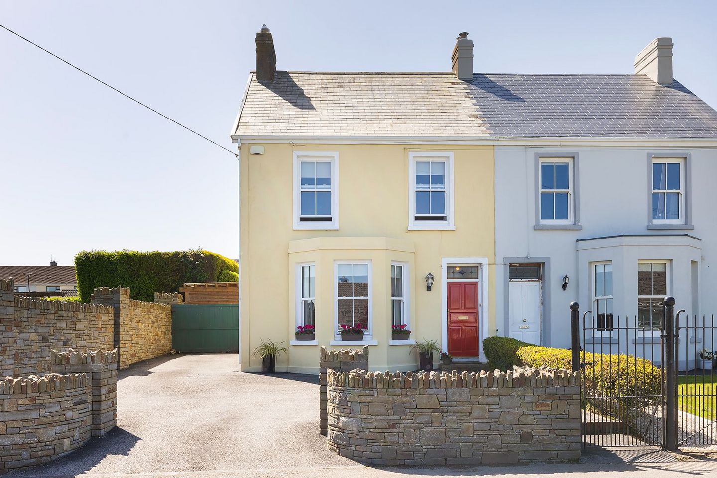 2 Lakeview, Carrignafoy, Cobh, Co. Cork, P24WK20 — photo 1