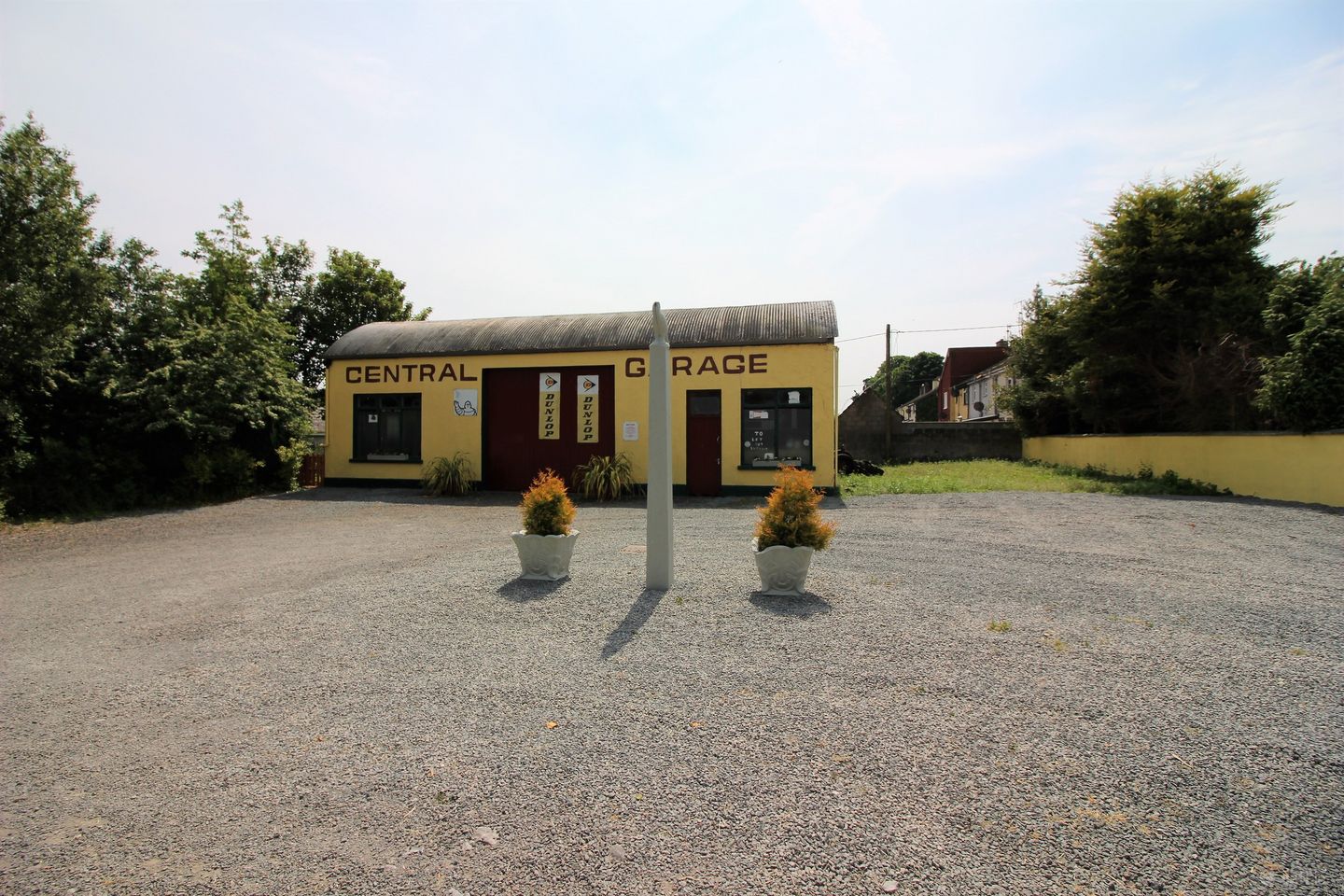 Central Garage, Emly, Co. Tipperary, E34PF77 — photo 1