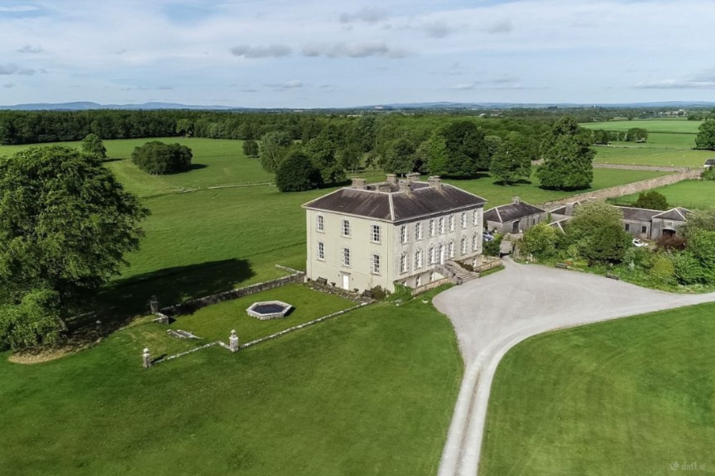 Sopwell Hall Estate (100-Acres), Co. Tipperary, E53YN99 — photo 1