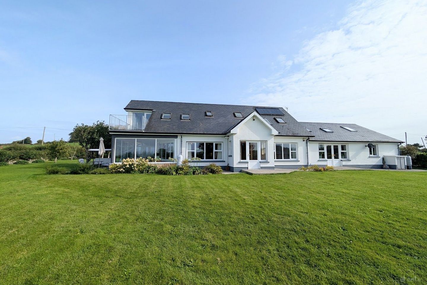 Ballyscanlon, Coolbawn, Nenagh, Tipperary, E45EP68 — photo 1