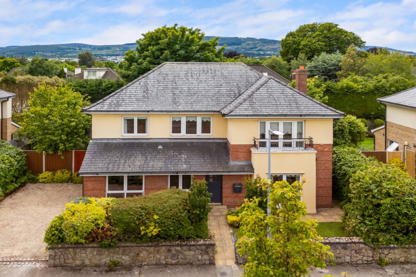 8 Kelston Park, Foxrock, Dublin 18, D18YT93 — photo 1
