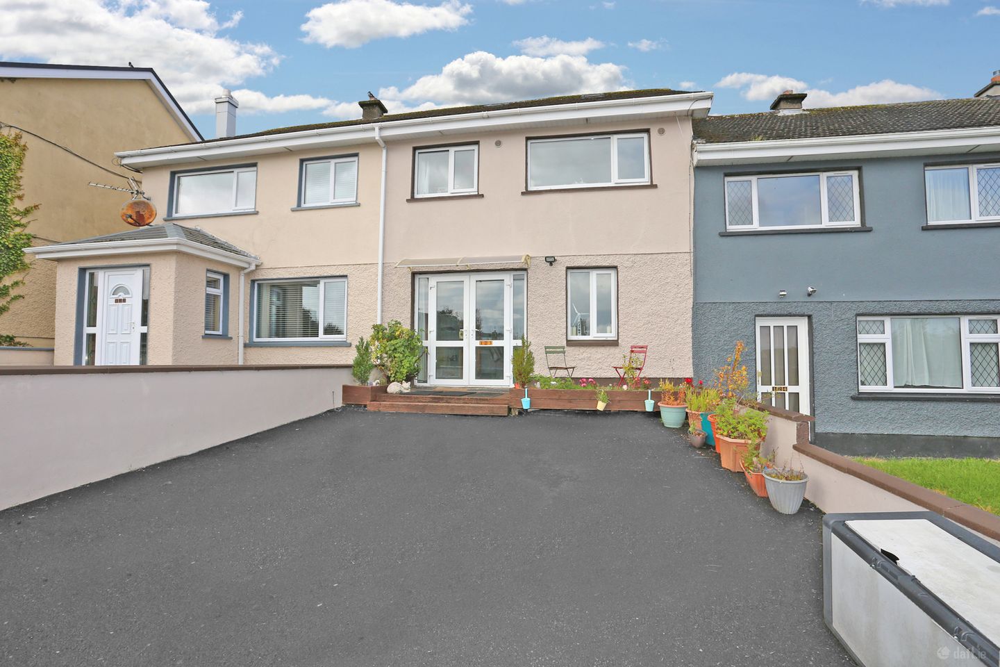 123 Finian Park, Shannon, Co. Clare, V14TN83 — photo 1
