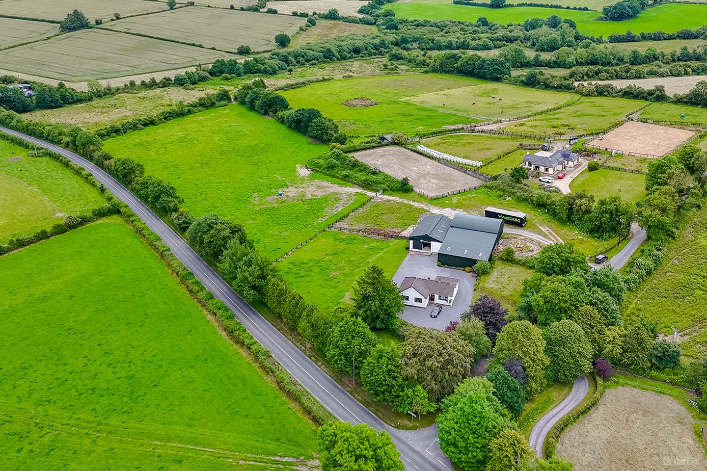 Kilgreaney Stables, Kilgreaney, Bagenalstown, Co. Carlow, R21W668 — photo 1