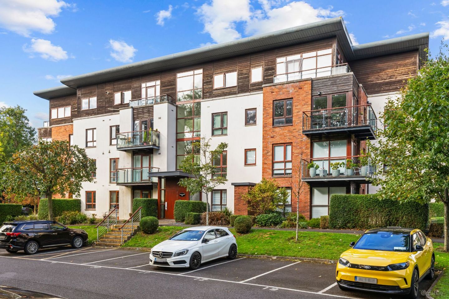 Apartment 17, Temple Gardens, Dublin 9, D09TK88 — photo 1