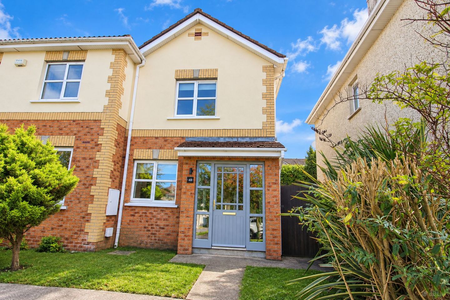 48 Newborough, Gorey, Co. Wexford, Y25A3A0 — photo 1