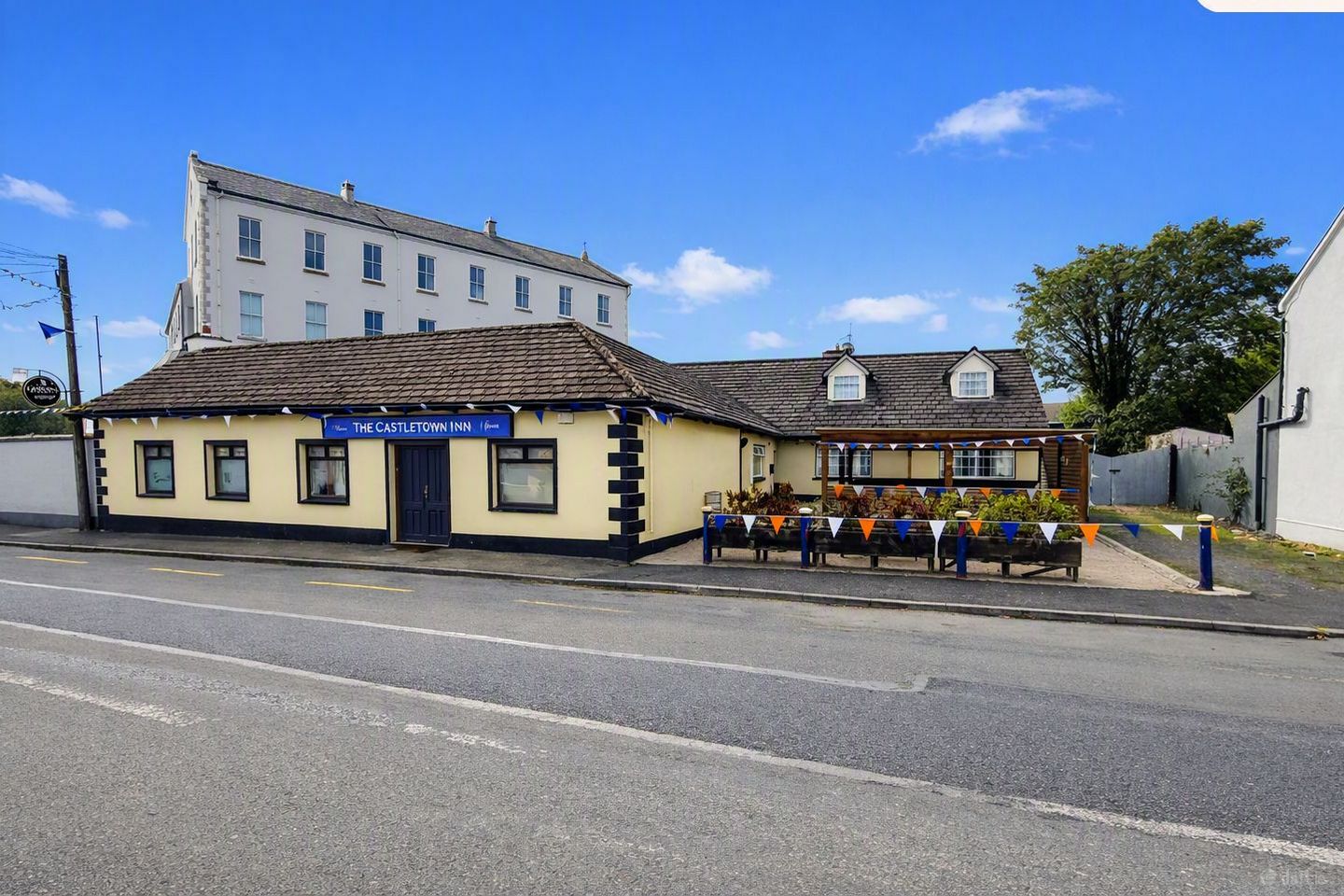 The Castletown Inn, Castletown, Co. Laois, R32KF44 — photo 1