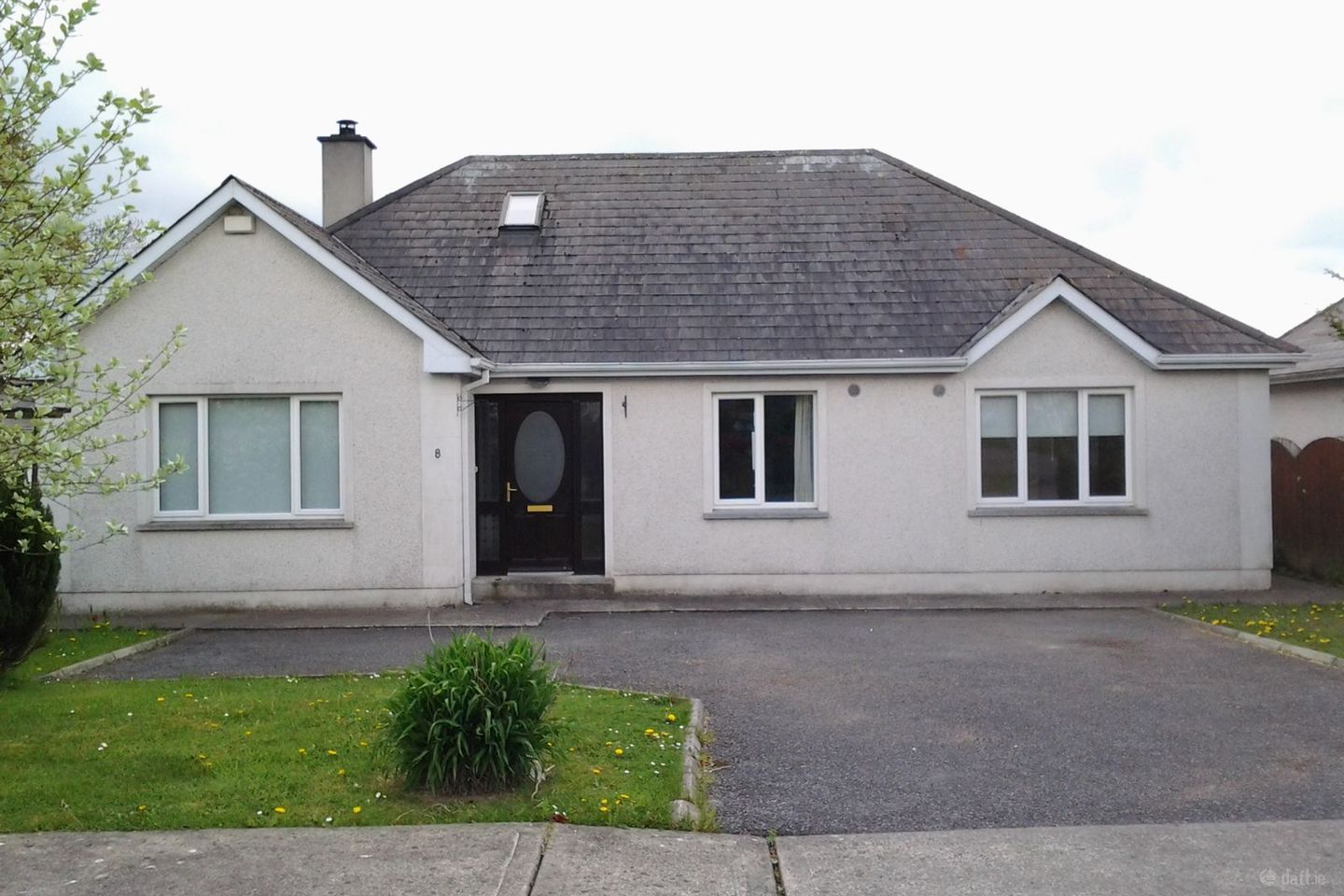 8 Beechwood Park, Tinahely, Co. Wicklow — photo 1