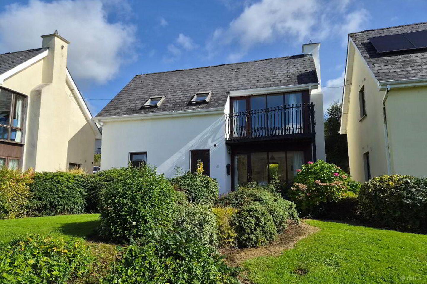 8 The Waterfront, Dromod, Carrick-on-Shannon, Co. Leitrim, N41YW40 — photo 1