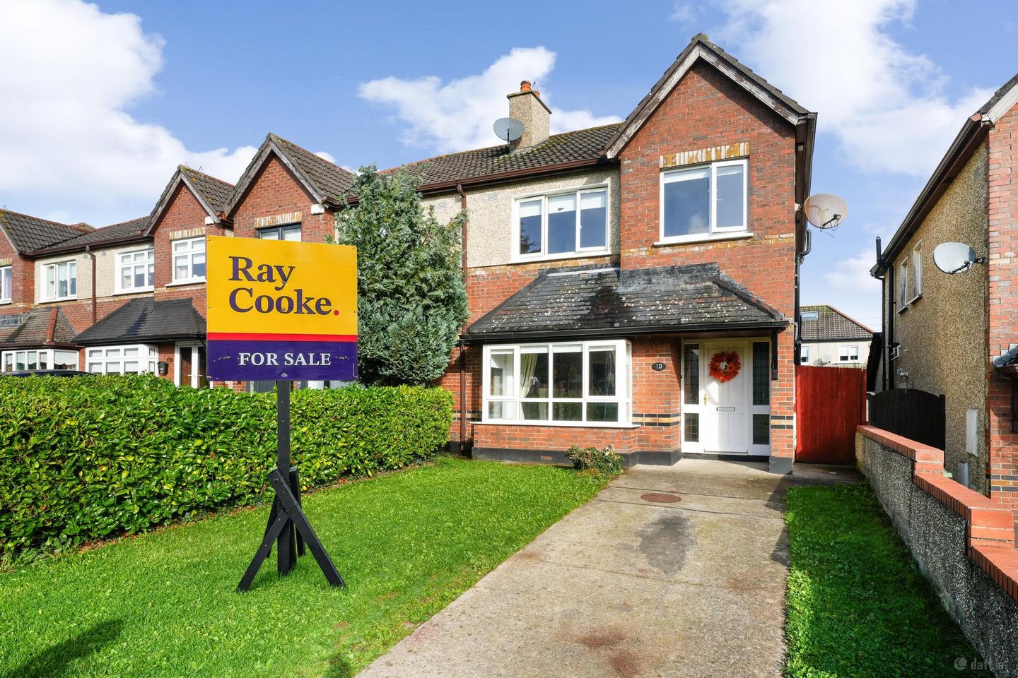10 Ellensborough Park, Kiltipper, Dublin 24 — photo 1