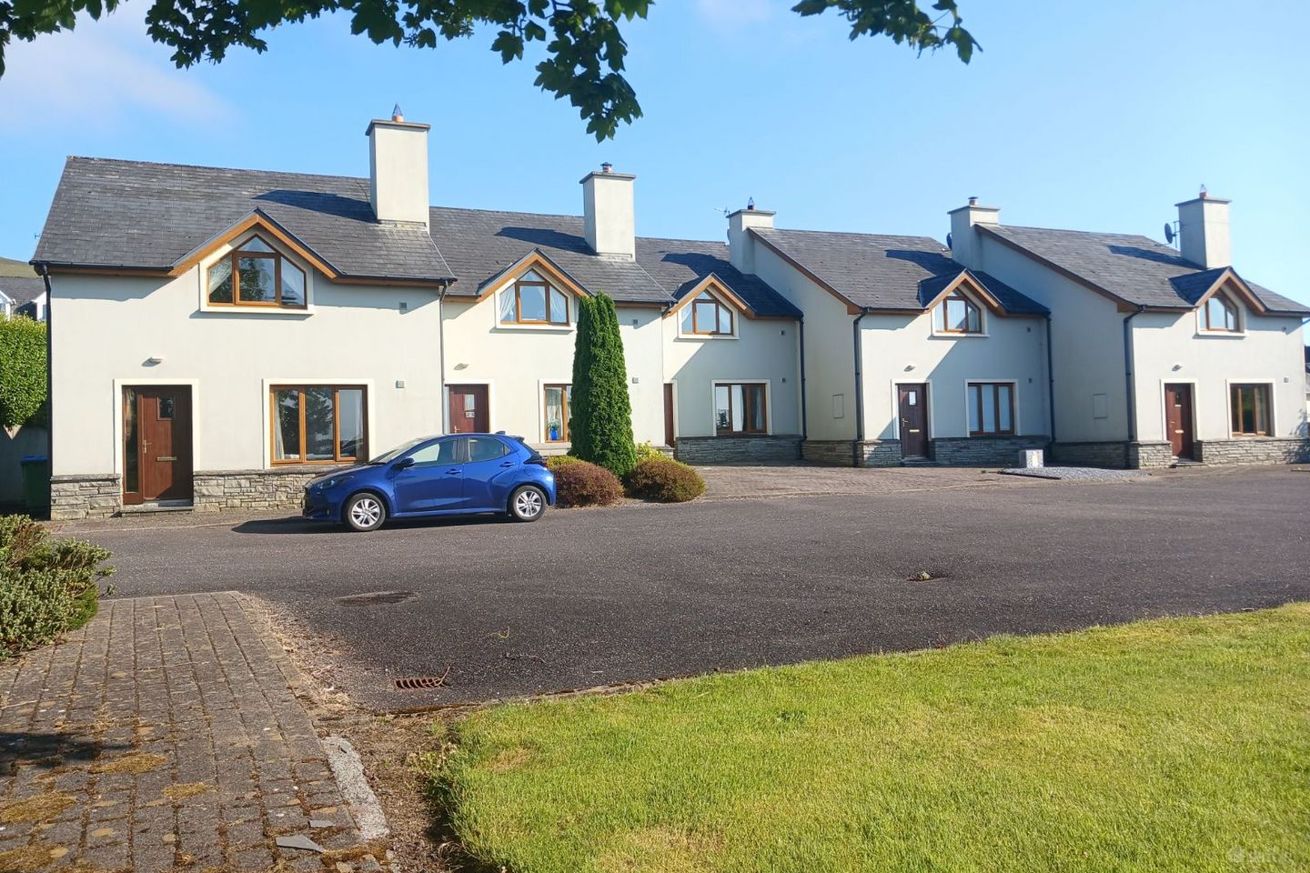 1 Maple Court, Glenbeigh, Co. Kerry, V93NX61 — photo 1